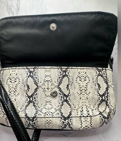 Krass&co 9& Snakeskin Crossbody Purse 