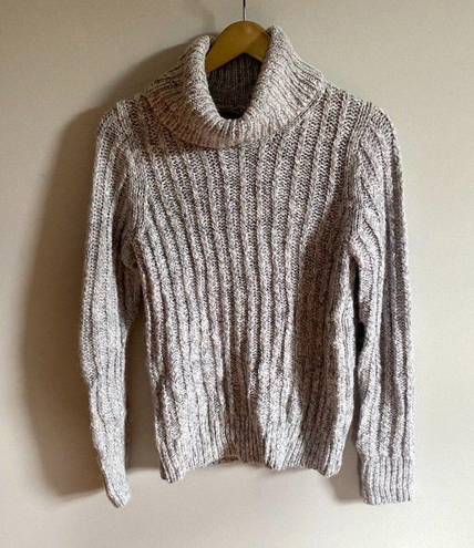 Banana Republic  Italian Yarn Wool Blend Chunky Knit Turtleneck Sweater