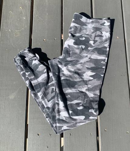 Sonoma Camo Leggings