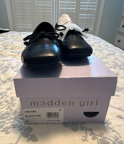 Madden Girl Steve  New Black Square Toe Ballet Flats With Bow