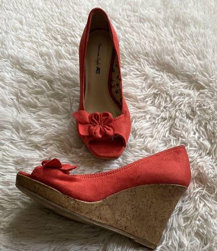 American Eagle New Orange suede peep toes wedge shoes, Size 7