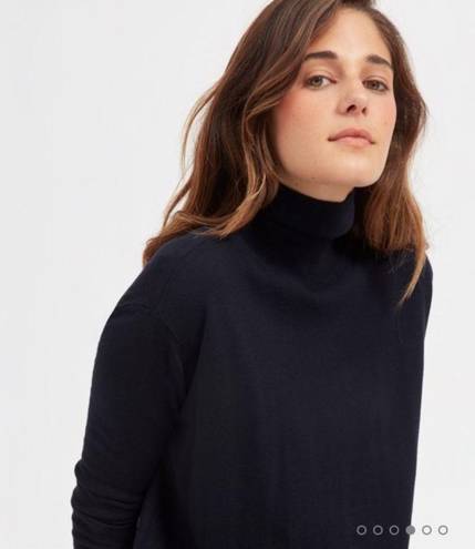 Everlane Luxe Wool Square Turtleneck in Navy Blue 100% Merino Wool