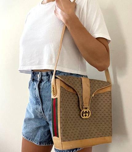 Gucci Vintage  Micro GG Sherry Line Leather Shoulder Bag