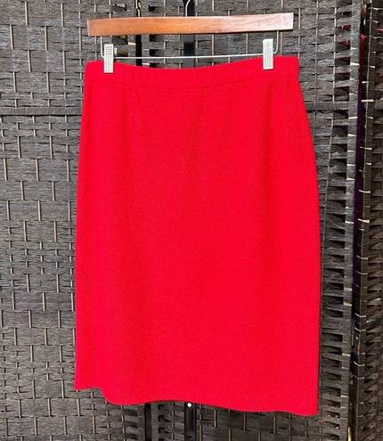 St. John  Collection classic deep red Santana knit skirt size 10 medium knee