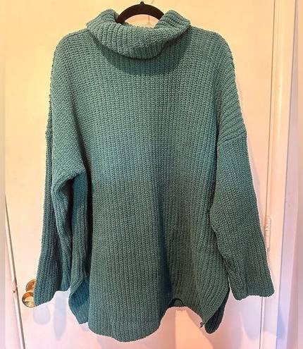 Abercrombie & Fitch Abercrombie oversized chenille turtleneck sweater