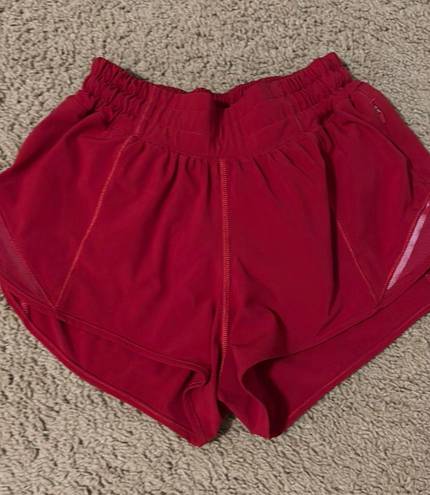 Lululemon Hotty Hot Short 2.5”