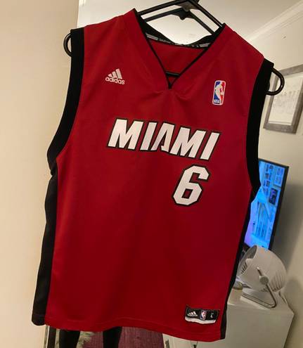 Adidas Lebron James Jersey Kids Size Large Red