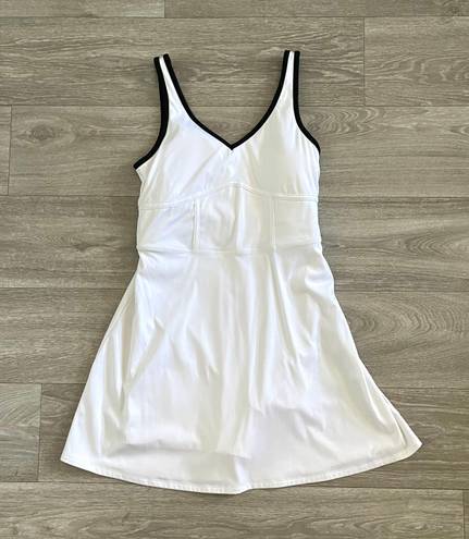 Gilly Hicks energize active white scoop dress - medium