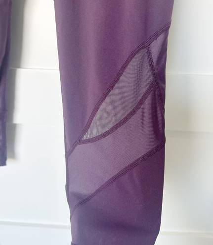 Sweaty Betty The Power Plum Capri Leggings