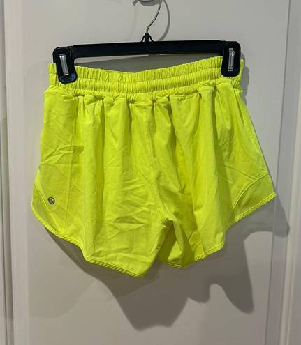 Lululemon Hotty Hot Shorts 4”