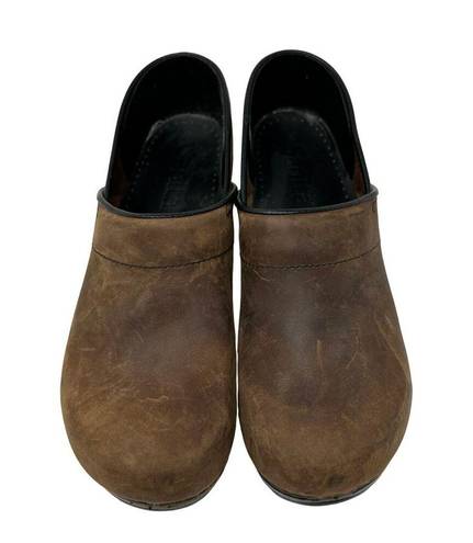 5.11 Sanita Clogs Women's Size 41 US 10. Brown Oiled Leather Slip On