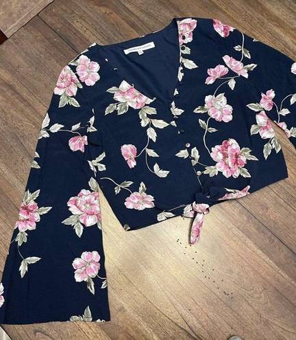 Cupcakes and Cashmere  Floral Bell Sleeve Top