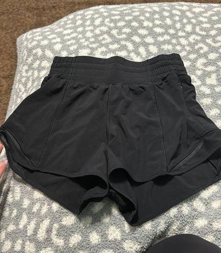 Lululemon Hotty Hot Short 2.5”