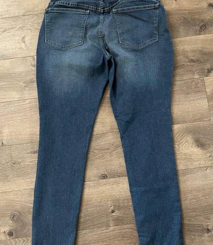 Lee  Mid Rise Stretch Pull On Jeggings Size Medium New