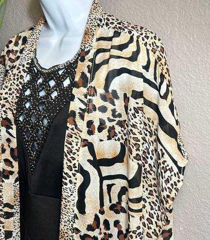 #252 boutique, one size animal printed kimono