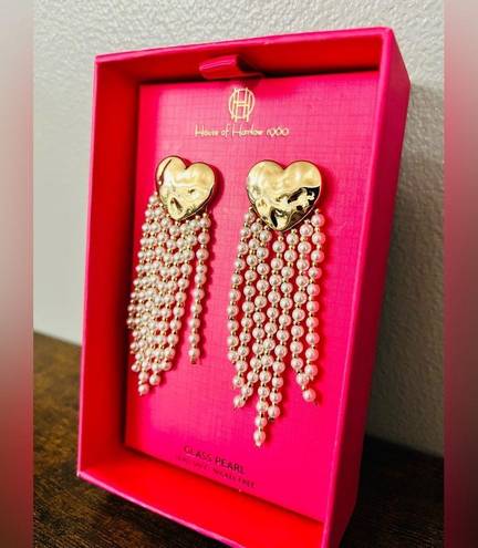 House of Harlow  heart hammered gold colored fringe drop glass pearl earrings new