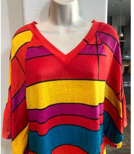 Romeo + Juliet Couture Like new  colorful butterfly sleeve top. Sz M