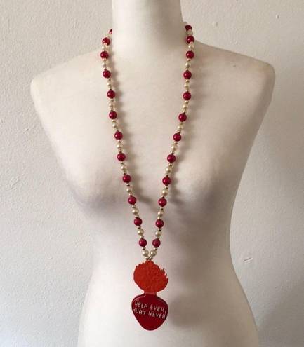 RARE HOUSE OF BLUES SACRED HEART MARDI GRAS BEAD NECKLACE NEW ORLEANS Red