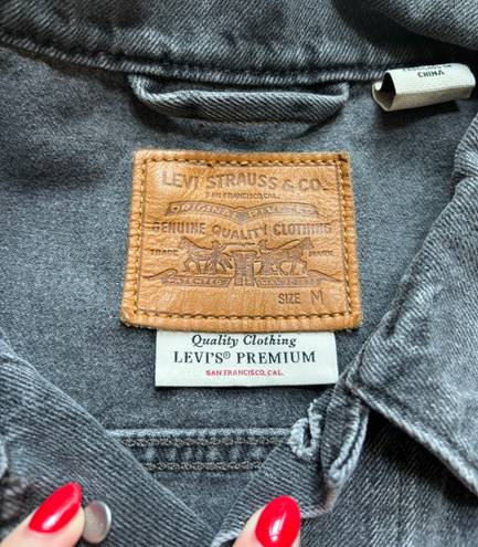 Levi’s Oversized Denim Jacket