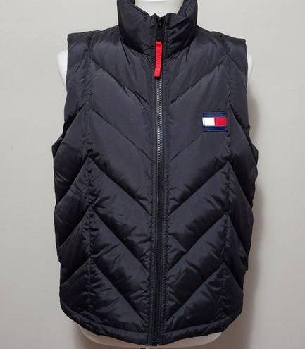 Tommy Hilfiger  Y2k black puffer vest size medium