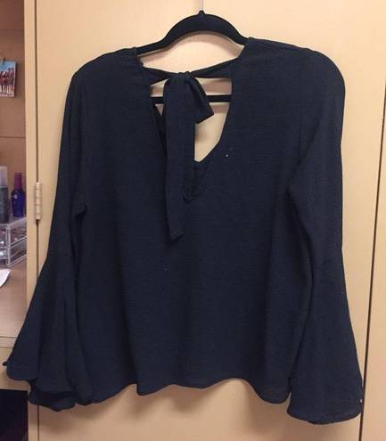 H&M Black Long-Sleeve Shirt