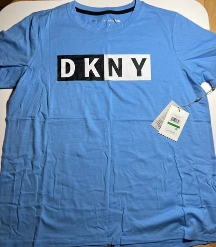 DKNY Large  LOGO TEE NEW WITH TAGS