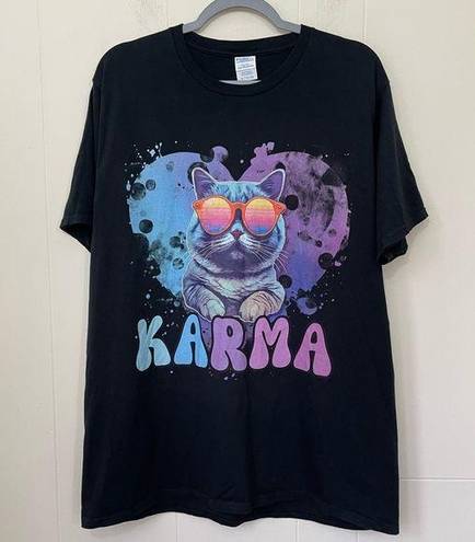 Krass&co Port &  Black Karma Cat Graphic T-shirt ~ Unisex Size XL