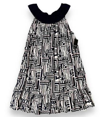 Crown & Ivy NWT  Elephant Silhouette Print Crochet Dress