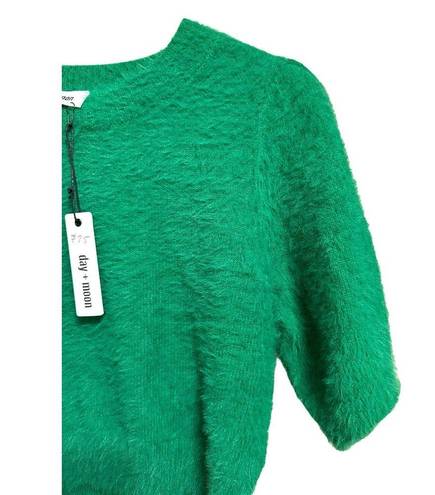 The Moon Day +  women's green fuzzy knit crop top size Medium NEW