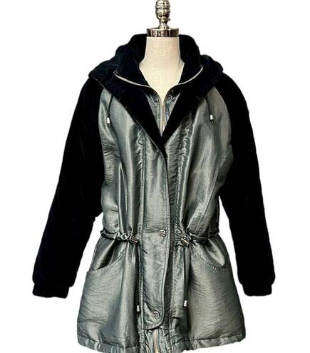 London Fog Vintage  Metallic Jacket with Geometric Detail