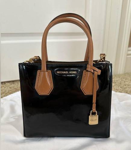 Michael Antonio Michael Kors Mercer Messenger Patent Leather Purse