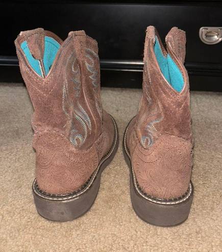 Ariat Arita Round Toe Boots 