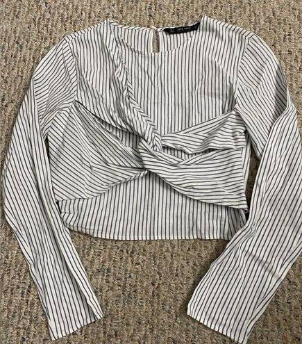 ZARA  Basic Women's Striped Long Sleeve Top Twist Front Size Small