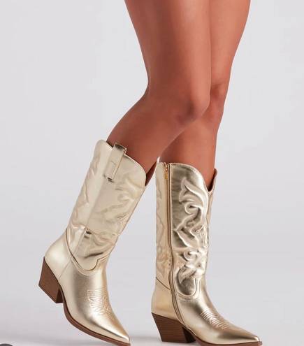 Gold Cowgirl Boots Size 7.5