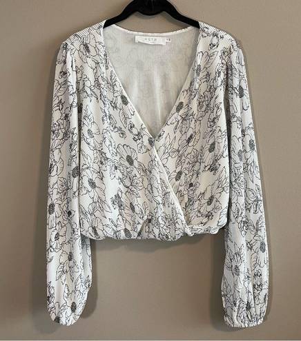 ASTR  The Label Pleated Floral Faux Wrap Blouse White Black Medium