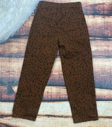 Universal Threads Leopard Print Vintage Straight Denim Jeans Universal Thread