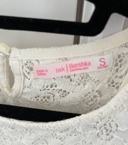 Bershka White Lace stop