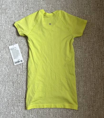 Lululemon Swiftly Tech Short Sleeve