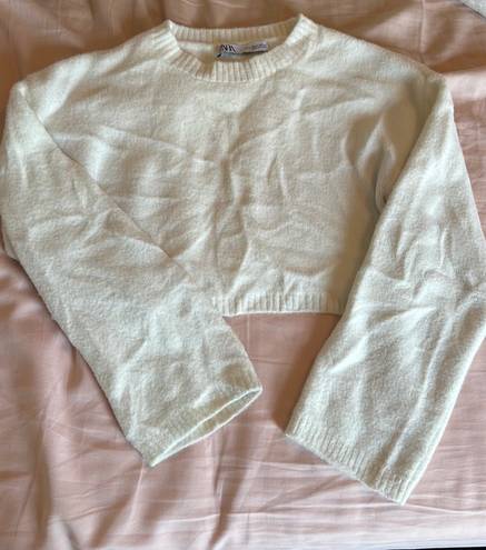 ZARA Cropped White Sweater