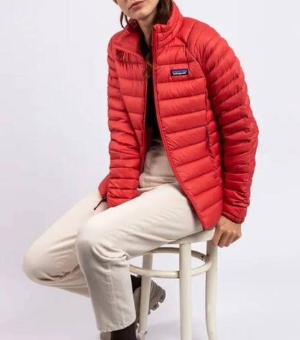 Patagonia  Women’s Down Sweater Red Puffer Coat Small