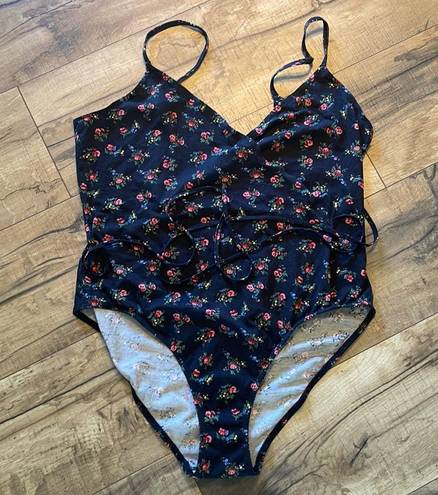 Urban Outfitters  Low Back Flower Body Suit Size XL