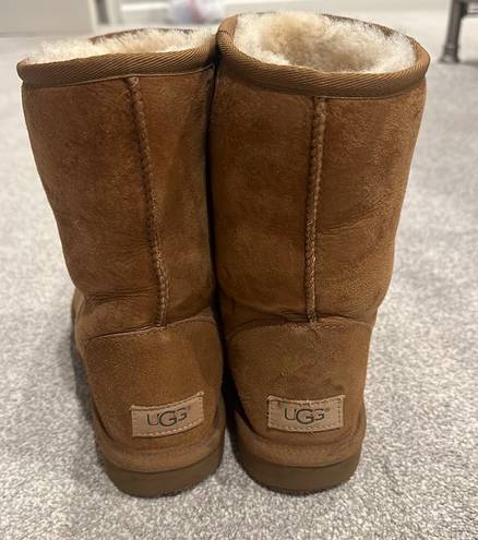 UGG Classic Short