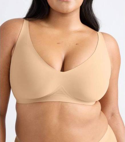 Revolution Knix  V-Neck Wire-free Bra in Warm Sand - Size L