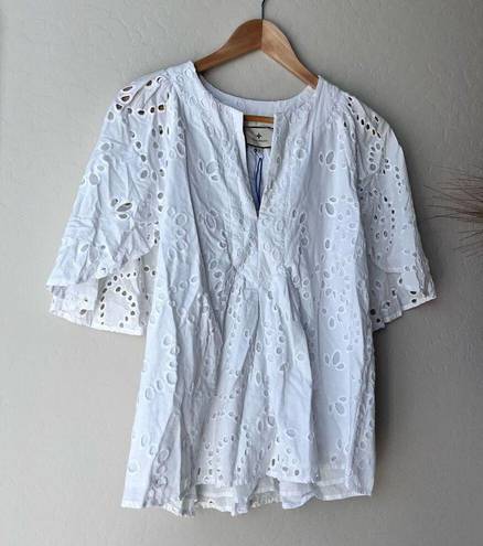 Tuckernuck  NWT Blouse Finley Flutter Sleeve White Lace Eyelet Top Size S