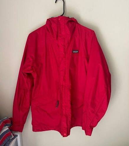 Patagonia  Red Lightweight Raincoat Size Small