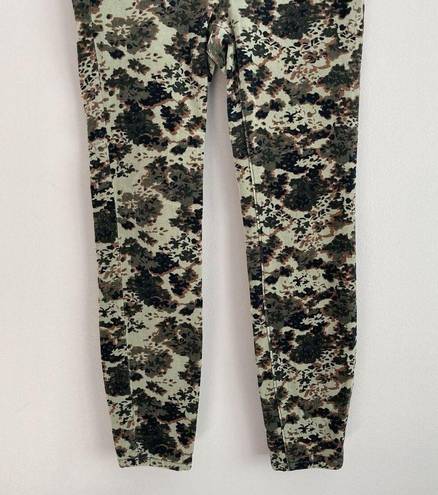 Pilcro  Anthropologie Womens Sz 28 Camo High Rise Button Fly Skinny Corduroy Pant