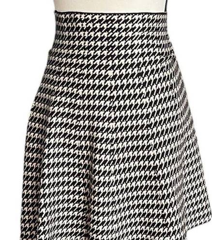 Max Studio Houndstooth High Waisted Flared Mini Skirt ,Size M