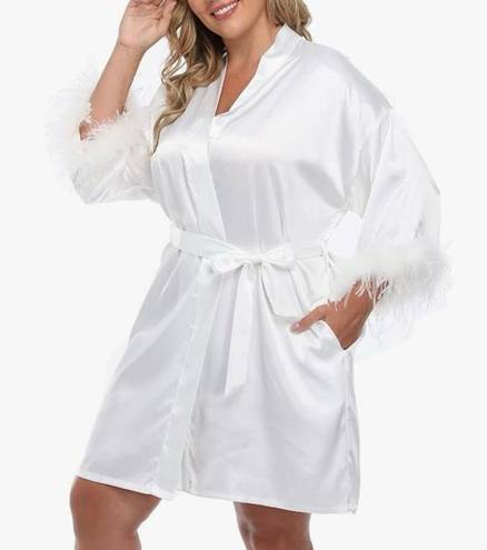 Satin Bridal Robe with Ostrich Feather White
