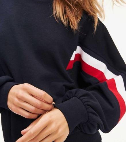 Tommy Hilfiger  Colorblock Sweatshirt L