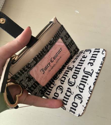 Juicy Couture NWT  grey and cream monogrammed wallet